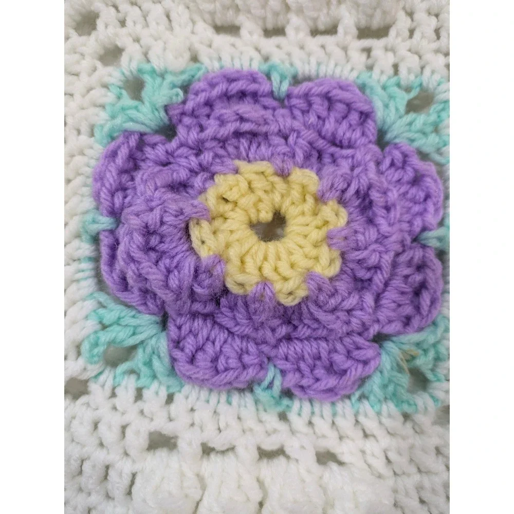 Vintage Crocheted Baby Afghan Crib Blanket Throw‎ Floral Pastel 50x38 Handmade